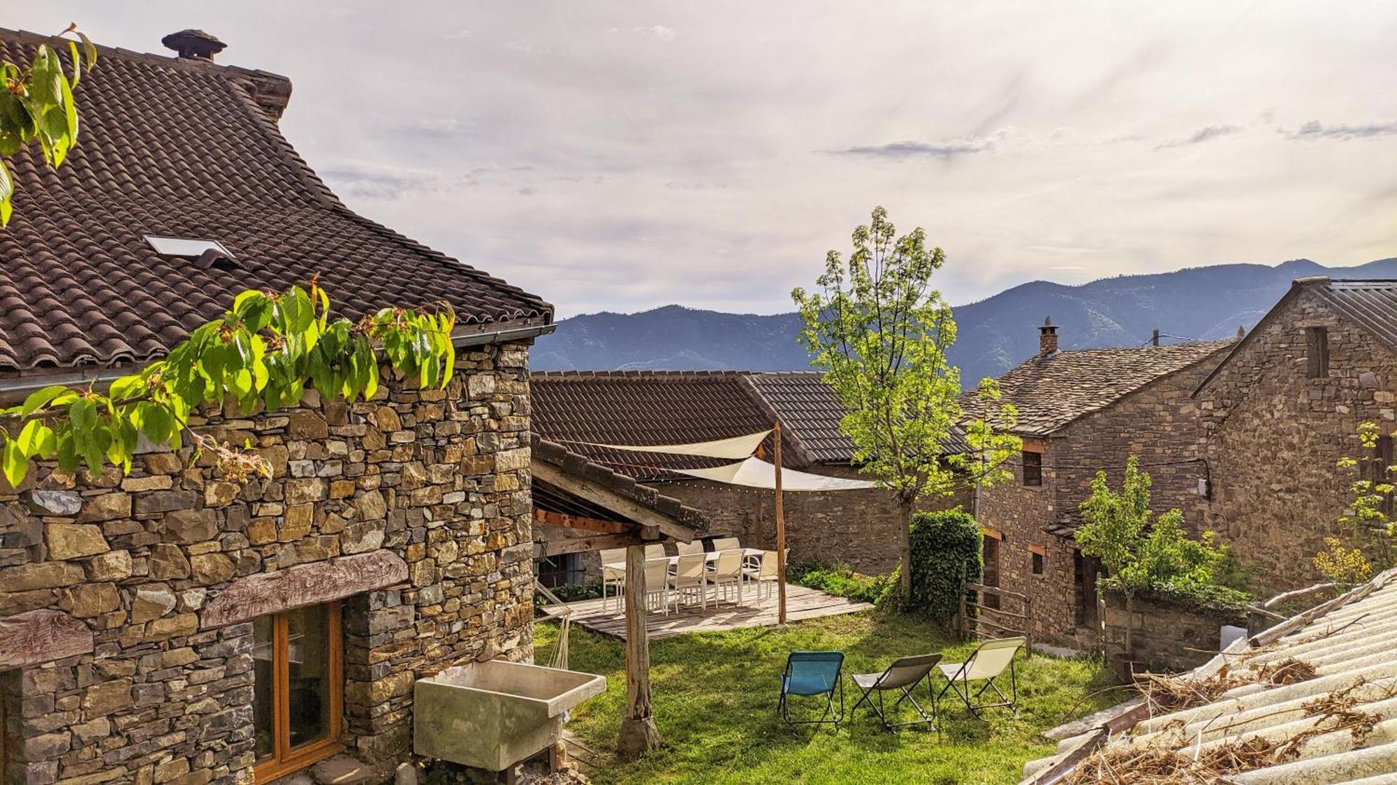 Casa Rural Petricor, Ordesa Vio Exterior foto